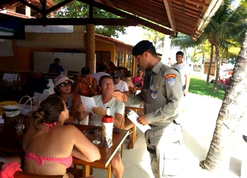 PM reforça policiamento nas orlas de Paripueira e Barra de Santo Antônio