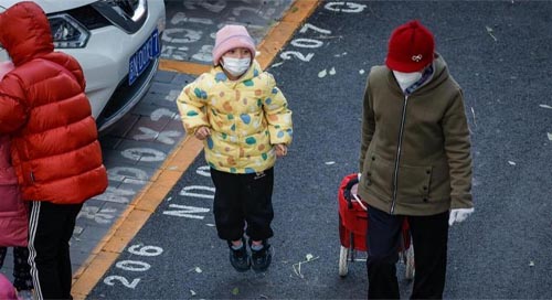 Preocupação global: OMS cobra informações da China sobre surto de pneumonia misteriosa