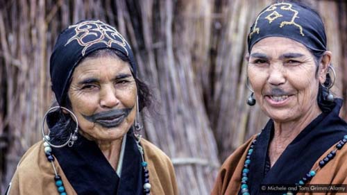 Ainu, o povo indígena do Japão que vivia com ursos