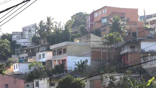Guerra que não tem fim! Confronto entre policiais e criminosos assustam moradores da Praça Seca