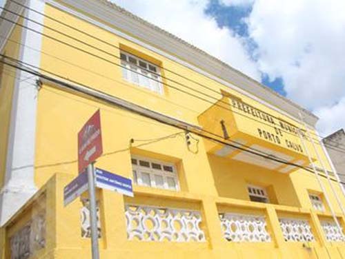 Prefeita declara estado de emergência por falta de condições de trabalho