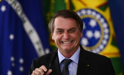 Bolsonaro lidera votação para ‘Personalidade do Ano’ da Time