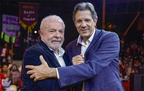 Salário mínimo será de R$ 1.320 e isenção do Imposto de R$ 2.640, confirma Lula