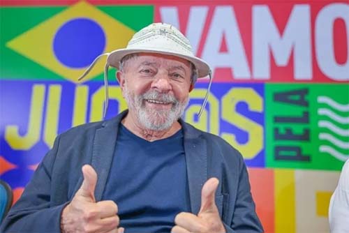 Projeto de Lei declara presidente Lula 
