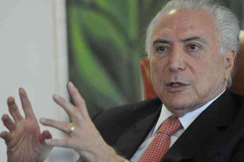 Temer: 'Ninguém consegue milagre sem o Congresso'