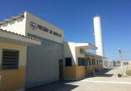 Após denúncia de tortura, 12 agentes são demitidos do Novo Presídio do Agreste
