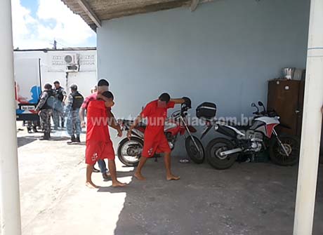Sgap, Tigre e agentes da 11ª DRP transferem 17 reeducandos de União para a Casa de Custódia em Maceió