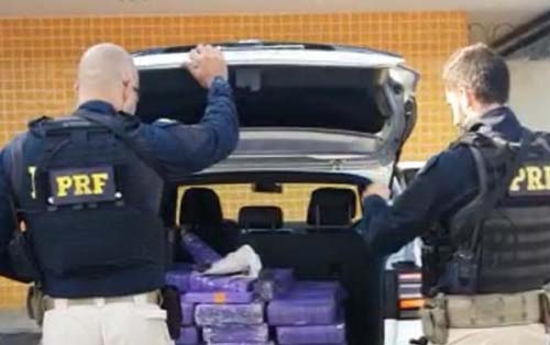 Polícia Rodoviária Federal apreende 300 KG de maconha na Baixada Fluminense
