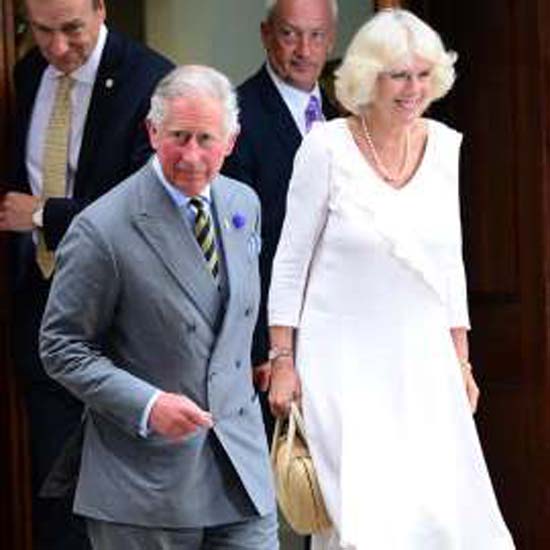 Príncipe Charles e Camilla Parker Bowles nunca comem alho