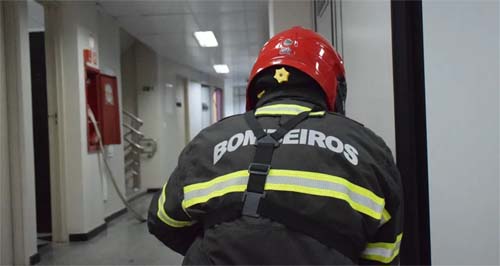 Incêndio inicia-se em medidor elétrico de clínica em União dos Palmares