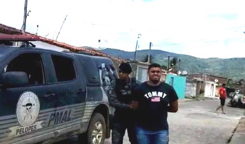 Delegado diz que o filho matou o pai para não descobrir que ele tinha vendido o carro