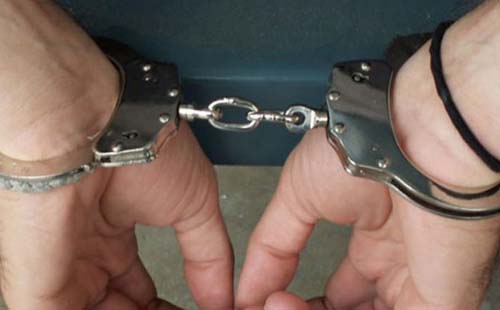 Homem suspeito de abusar das próprias filhas é preso em Igaci