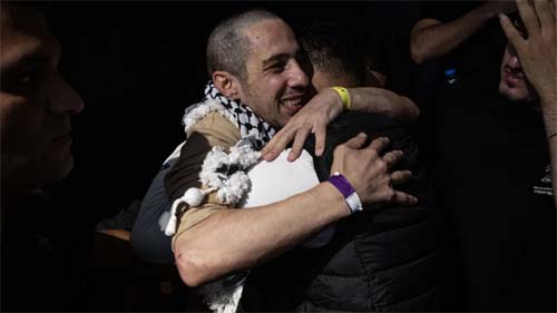 Relatos de ex-prisioneiros palestinos revelam maus-tratos por parte de autoridades israelenses