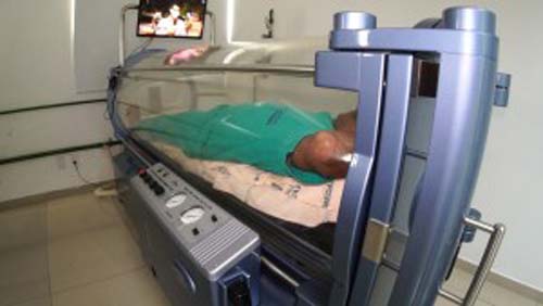 Hospital Veredas completa 10.000 atendimentos na câmara hiperbárica