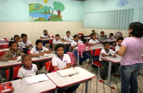 Publicada Lei que autoriza o pagamento do rateio do Fundeb para professores em Alagoas