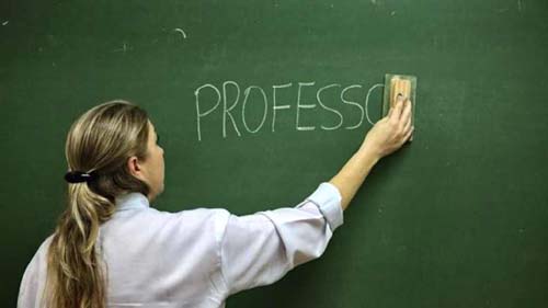 Estudo mostra defasagem de salários de professores da rede particular