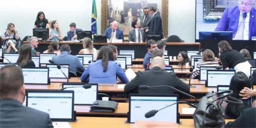 Proposta de registro de invasores é aprovada na comissão da Câmara