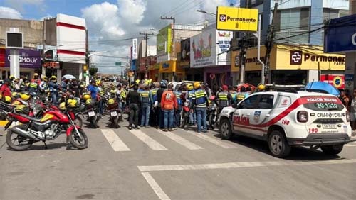 Mototaxistas Protestam Contra Transporte por Aplicativo em São Miguel dos Campos (AL)