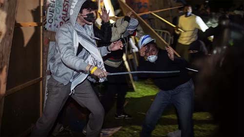Protestos pró-Palestina na UCLA acabam em confrontos, 300 detenções em universidades de Nova Iorque