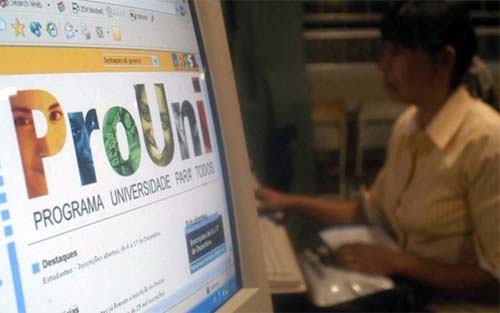 ProUni para o 2º semestre recebe inscrições até sexta-feira