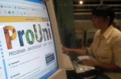 Inscrições para o Prouni do meio do ano 2014 terminam nesta quarta