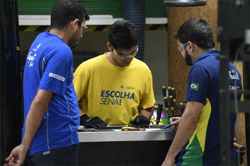 AL precisa qualificar 58 mil pessoas em ocupações industriais até 2025