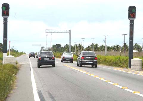 Radares eletrônicos são instalados em BRs 
