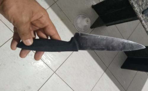 PM resgata mulher mantida como refém pelo próprio filho em Maceió