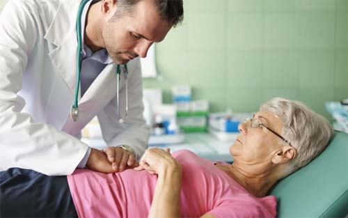 Rastreamento do câncer: quando iniciar e quais exames realizar para prevenir a doença