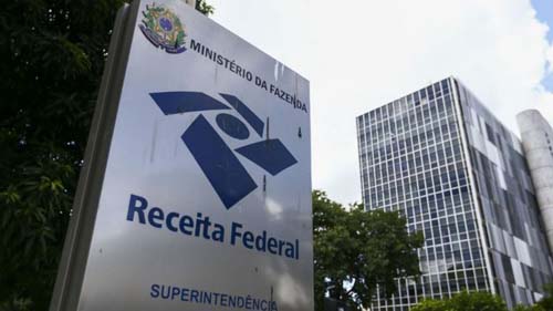 Auxílio emergencial: ‘Surpresa e decepção’; com IR, 3 milhões de brasileiros terão que devolver a ajuda recebida do governo