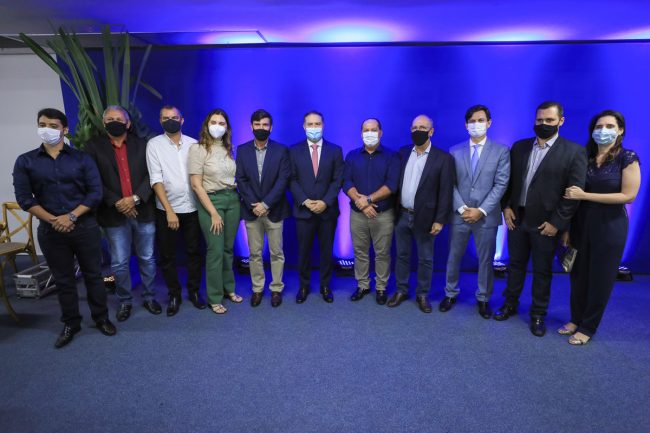 Renan Filho apresenta novos secretários e repactua metas para aumentar entregas à população