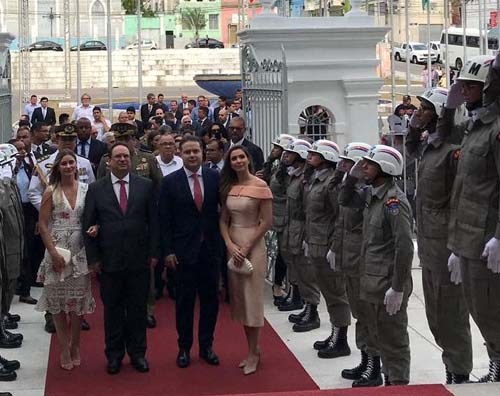 Renan e Luciano tomam posse para 2º mandato no Governo de Alagoas