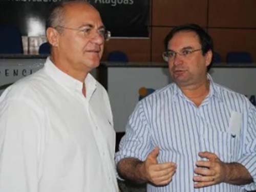 Internautas 'invadem' redes dos Calheiros e criticam intervenção em Arapiraca