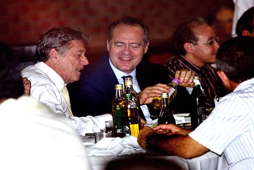 Senado enxuga edital, mas mantém compra de filé-mignon e bacalhau para casa de Renan 