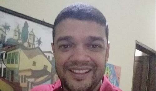 Após se apresentar em festa, cantor Renato Panc dão tem mal subito e morre em hospital em Arapiraca