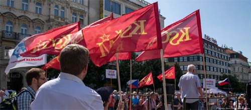 República Tcheca equipara comunismo ao nazismo e prevê prisão para quem promover ideologias totalitárias