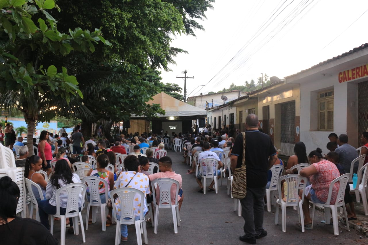 MUVB e acadêmicos da UFAL comprovam risco de afundamento em novas áreas e pedem realocação imediata