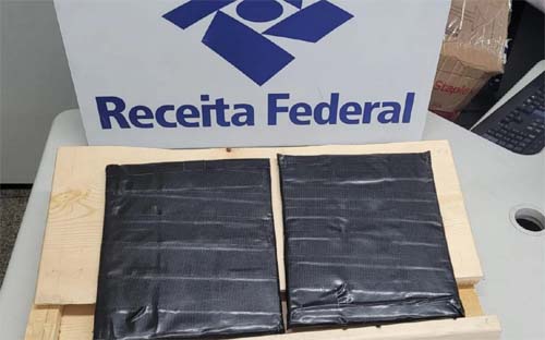 Receita Federal apreende mais de R$ 800 mil em drogas no Galeão