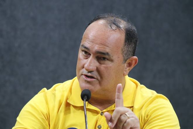 Vereador Ricardo Praxedes sofre infarto e é socorrido para o HGE