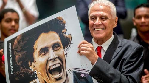 Morre o ex-jogador e ex-presidente do Vasco-RJ, Roberto Dinamite aos 68 anos