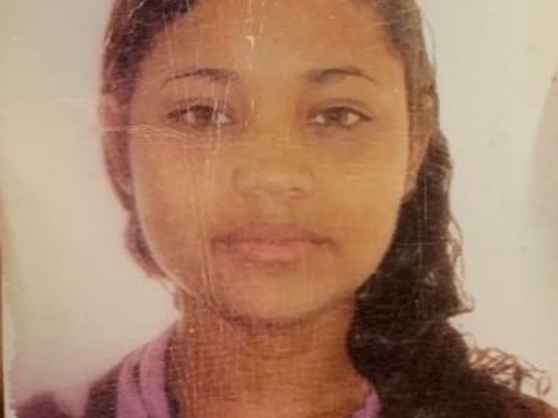 Mãe em desespero procura filha desaparecida há cerca de 15 dias em Penedo