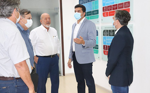 Rui Palmeira visita liderança e diz que já está construindo plano de governo