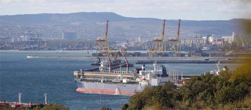 Rússia rejeita teto imposto por G7 e UE ao preço do petróleo