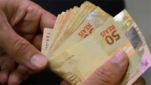 Novo salário mínimo de R$ 1.412 começa a valer esta semana