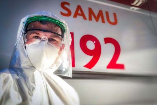 Câmara aprova indenização de R$ 50 mil a dependentes de profissionais de saúde mortos pela Covid-19  Fonte: Agência Câmara de Notícias