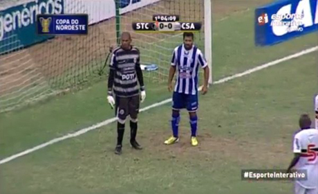 CSA vence o Santa Cruz por 1 x 0 e se isola na liderança do grupo