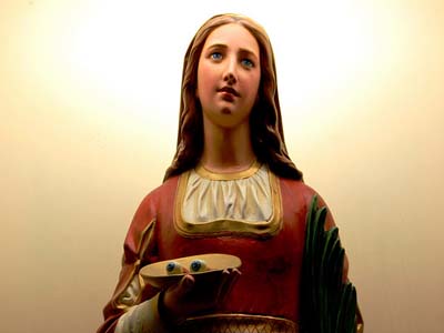 Catolicos comemora hoje (13 de Dezembro) o Dia de Santa Luzia
