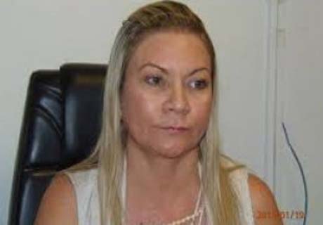 Prefeita Santana Mariano e vice são afastados da prefeitura de Major Isidoro