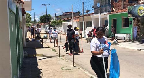 Mutirão de limpeza retira lixo de São Miguel dos Milagres