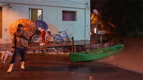 Defesa Civil confirma terceira morte pelas chuvas no RS; 98 cidades foram afetadas